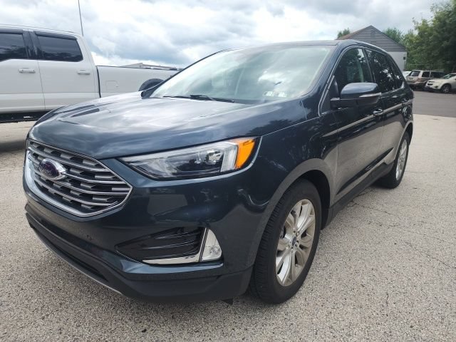 Certified 2022 Ford Edge Titanium w/ Class II Trailer Tow Package