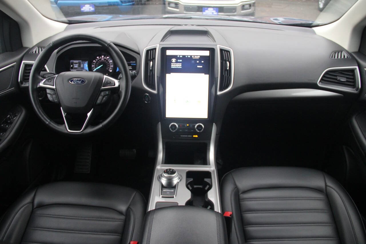 Certified 2024 Ford Edge SEL image 16