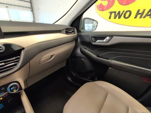 Certified 2021 Ford Escape SEL image 23