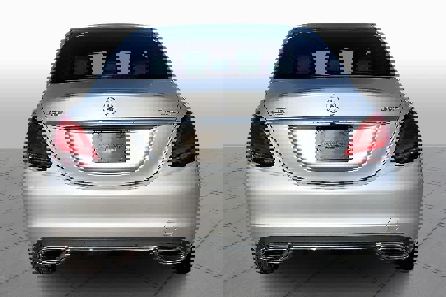 Used 2020 Mercedes-Benz C 300 4MATIC Sedan image 3