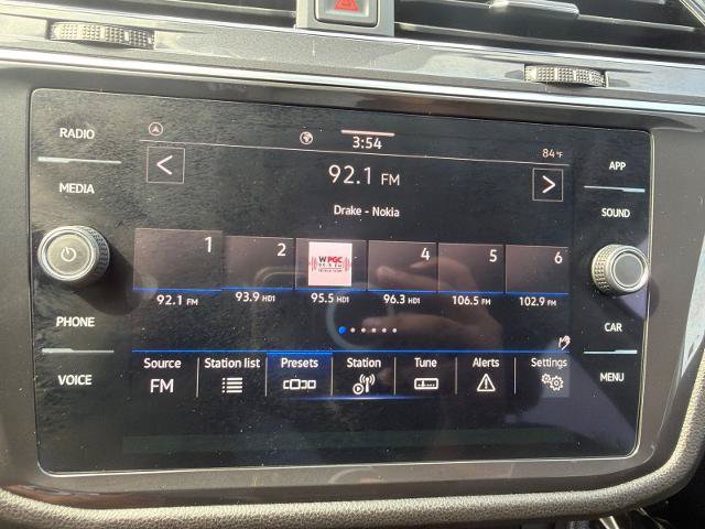 Used 2023 Volkswagen Tiguan SE FWD image 5