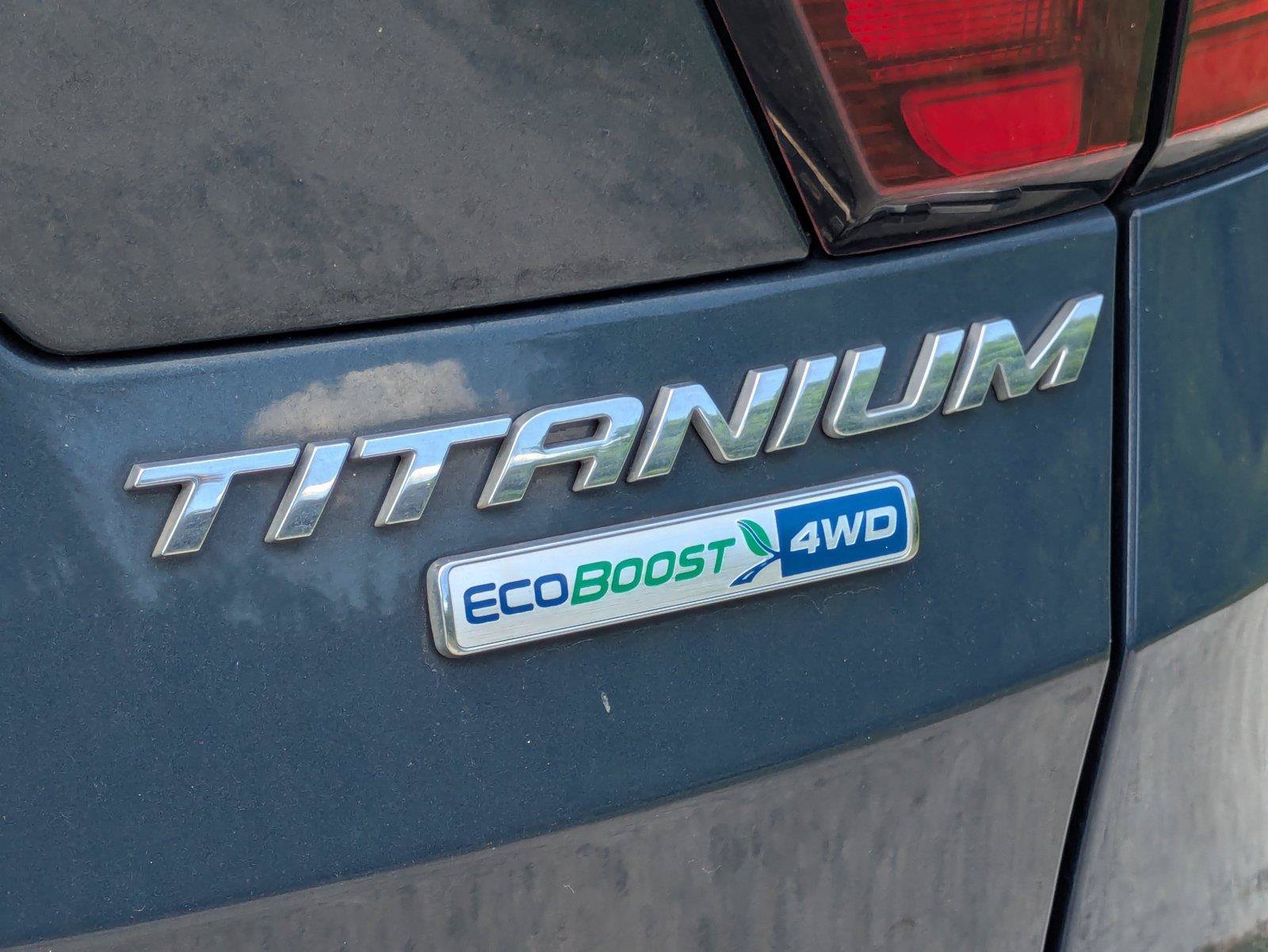 Certified 2019 Ford Escape Titanium AWD/4WD image 15