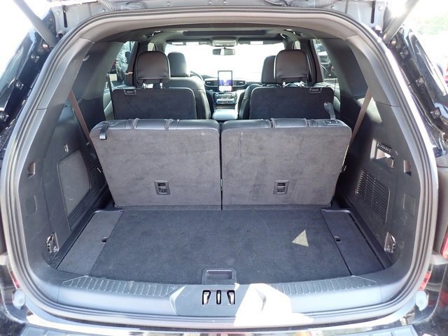 Certified 2022 Ford Explorer ST w/ Equipment Group 401A image 10