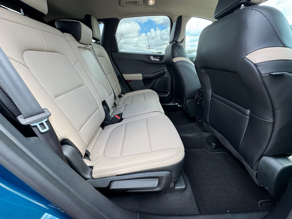 Certified 2020 Ford Escape SEL FWD image 27