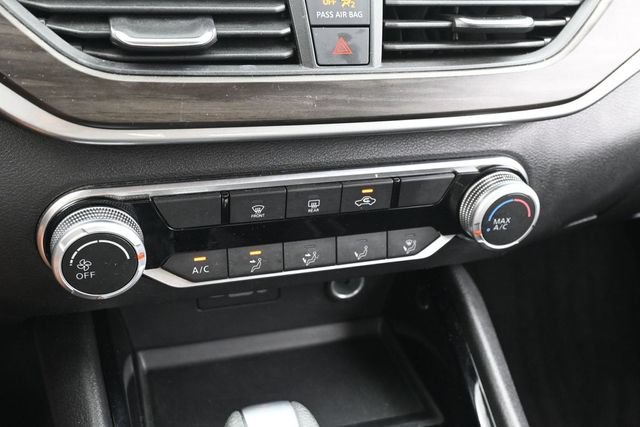 Used 2024 Nissan Altima 2.5 SV FWD image 22