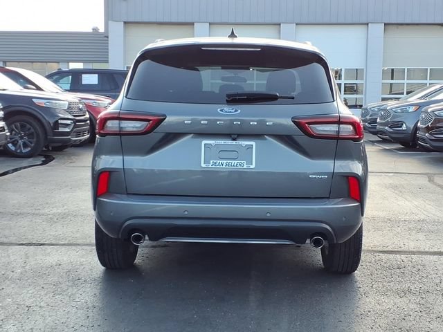 Certified 2024 Ford Escape ST-Line w/ Tech Pack #1 AWD/4WD image 6
