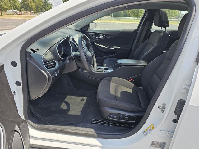 Used 2024 Chevrolet Malibu LT FWD image 12