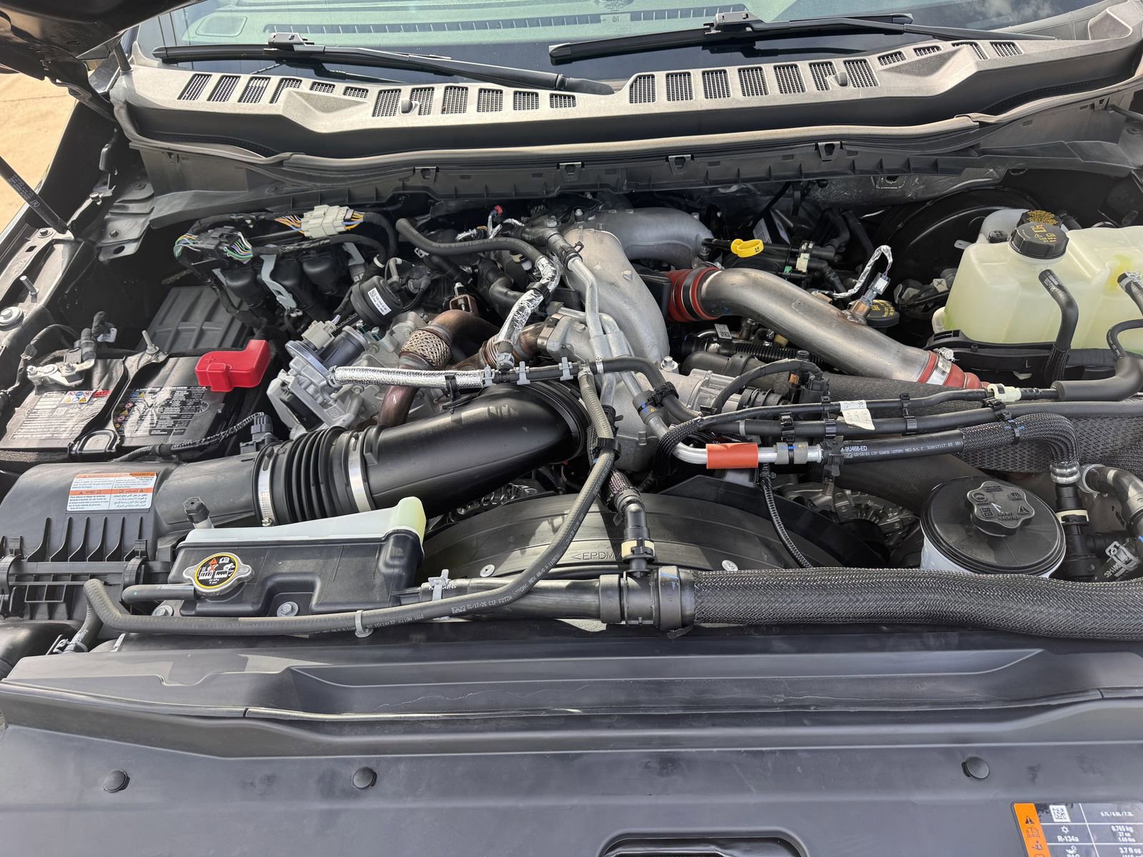 Certified 2025 Ford F250 Platinum AWD/4WD image 32