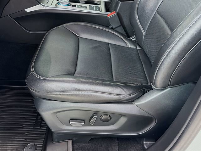 Certified 2023 Ford Explorer Limited w/ Limited Technology Package image 24