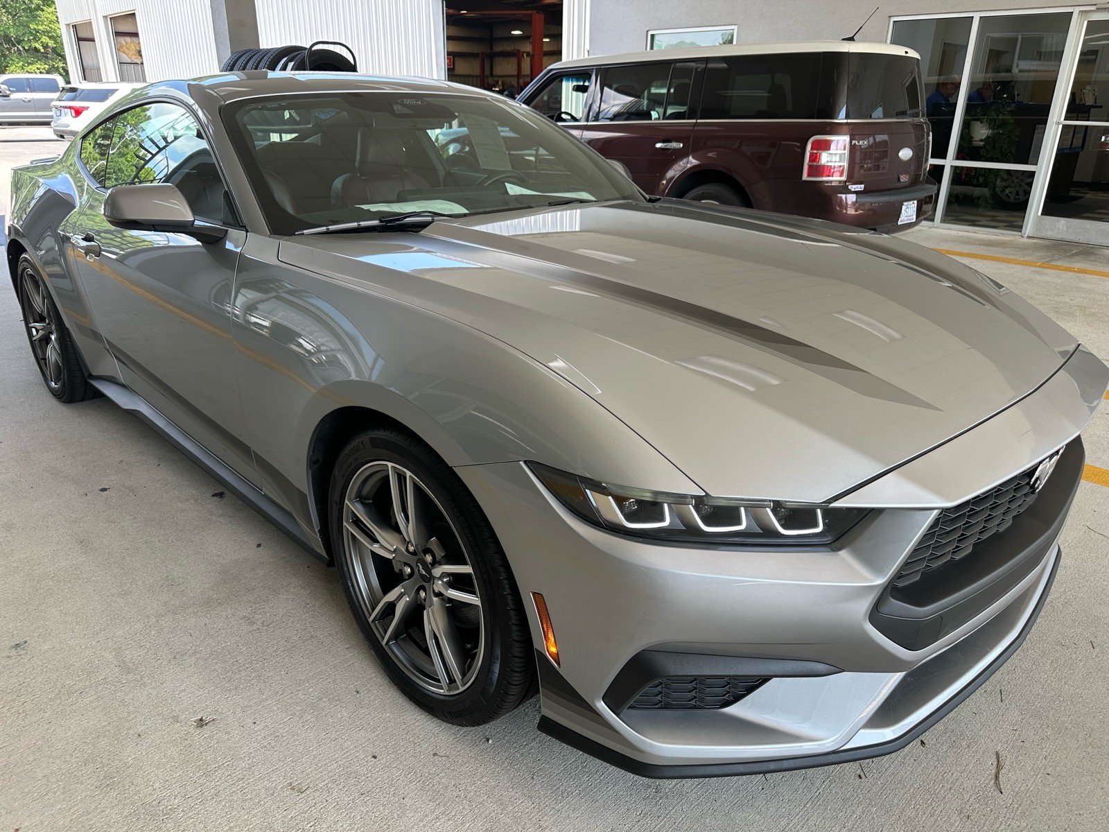 Certified 2025 Ford Mustang Premium RWD image 9