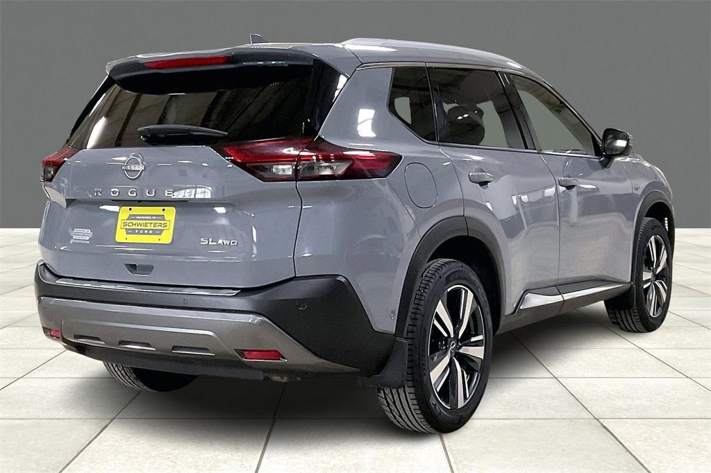 Used 2023 Nissan Rogue SL w/ SL Premium Package image 4
