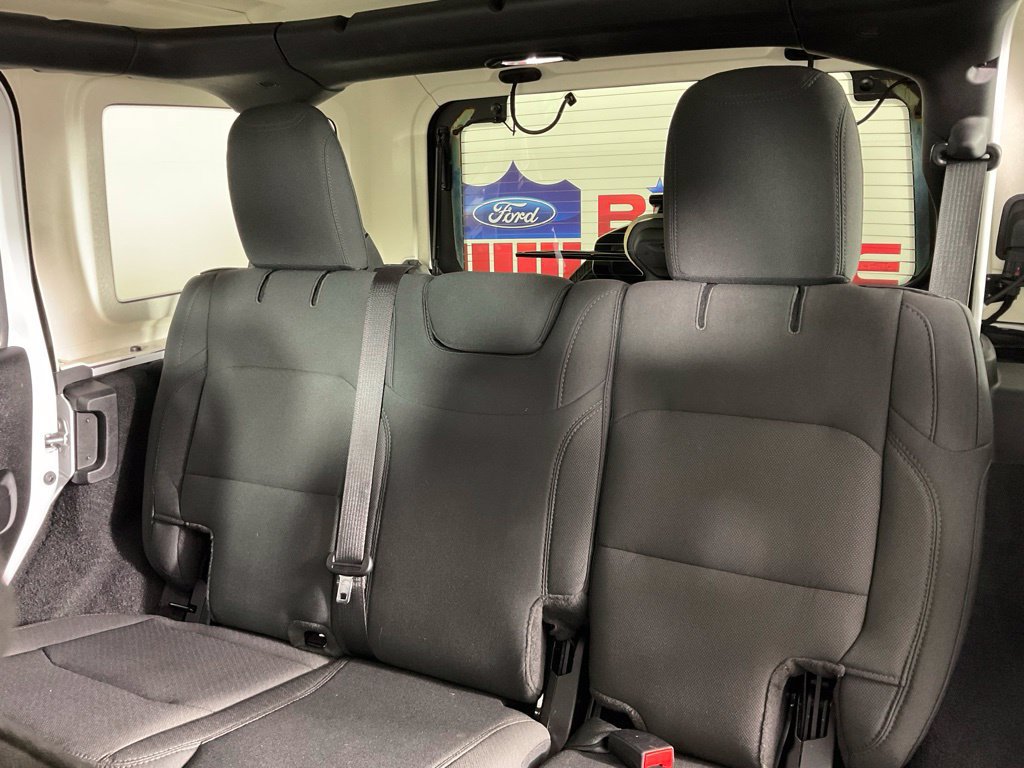 Used 2023 Jeep Wrangler Unlimited Sport AWD/4WD image 16
