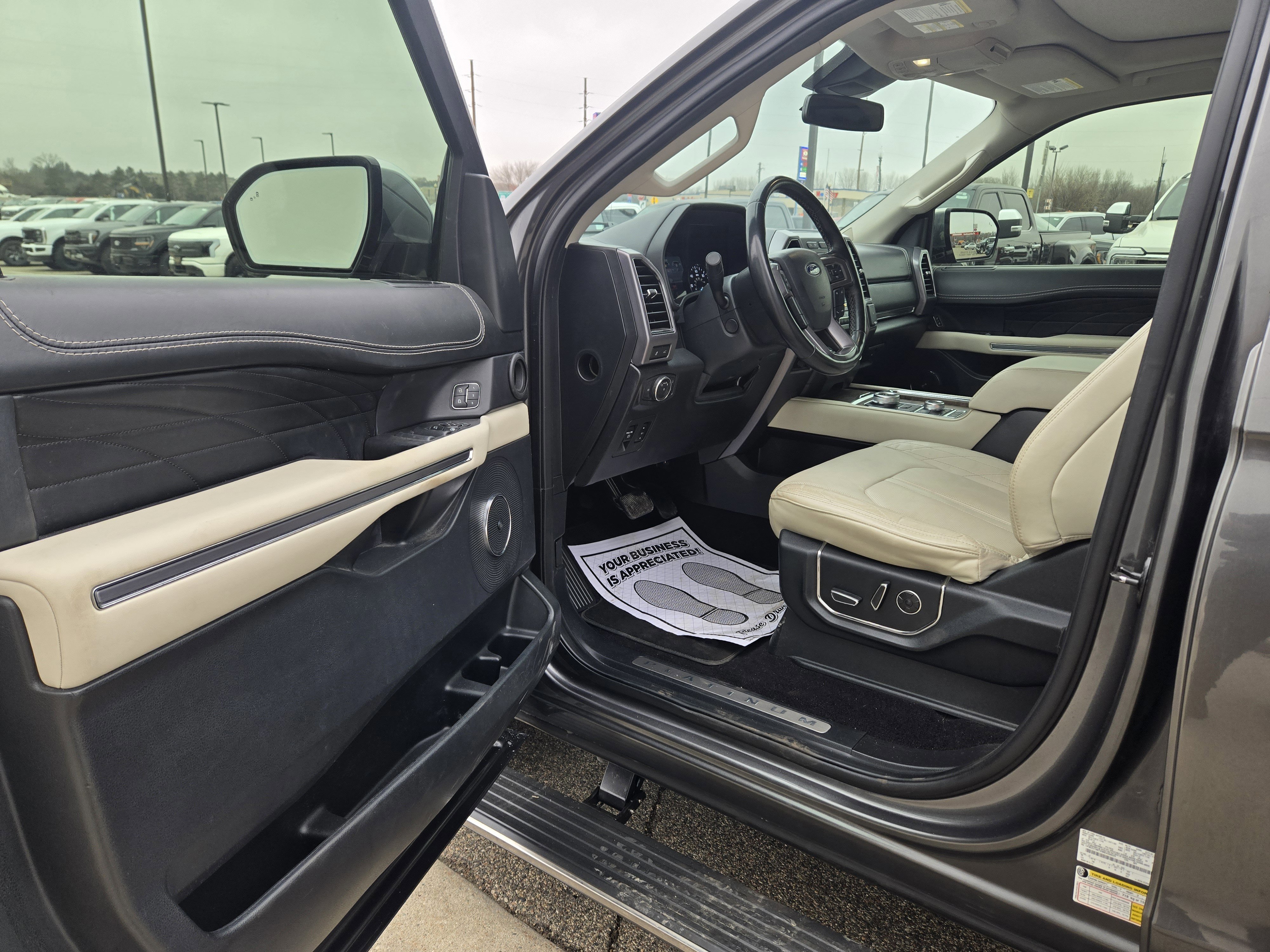 Certified 2021 Ford Expedition Platinum image 14