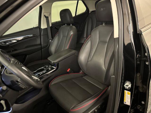 Used 2022 Buick Envision Essence w/ Technology Package II FWD image 13