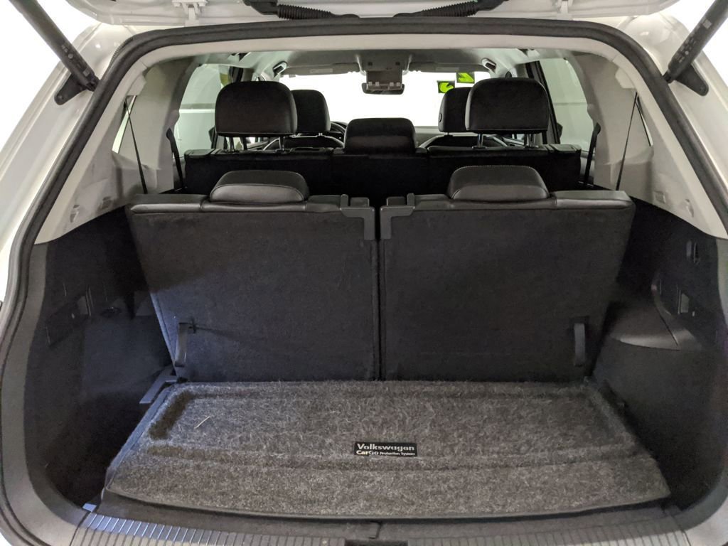 Used 2022 Volkswagen Tiguan SE image 18