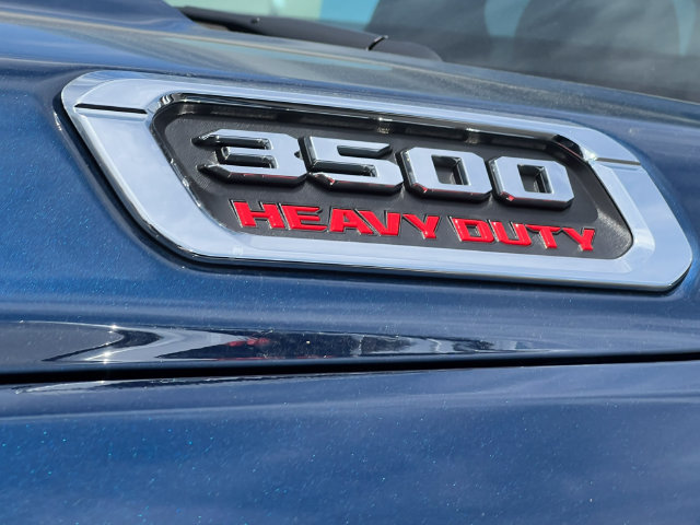 Used 2024 RAM 3500 Limited AWD/4WD image 17