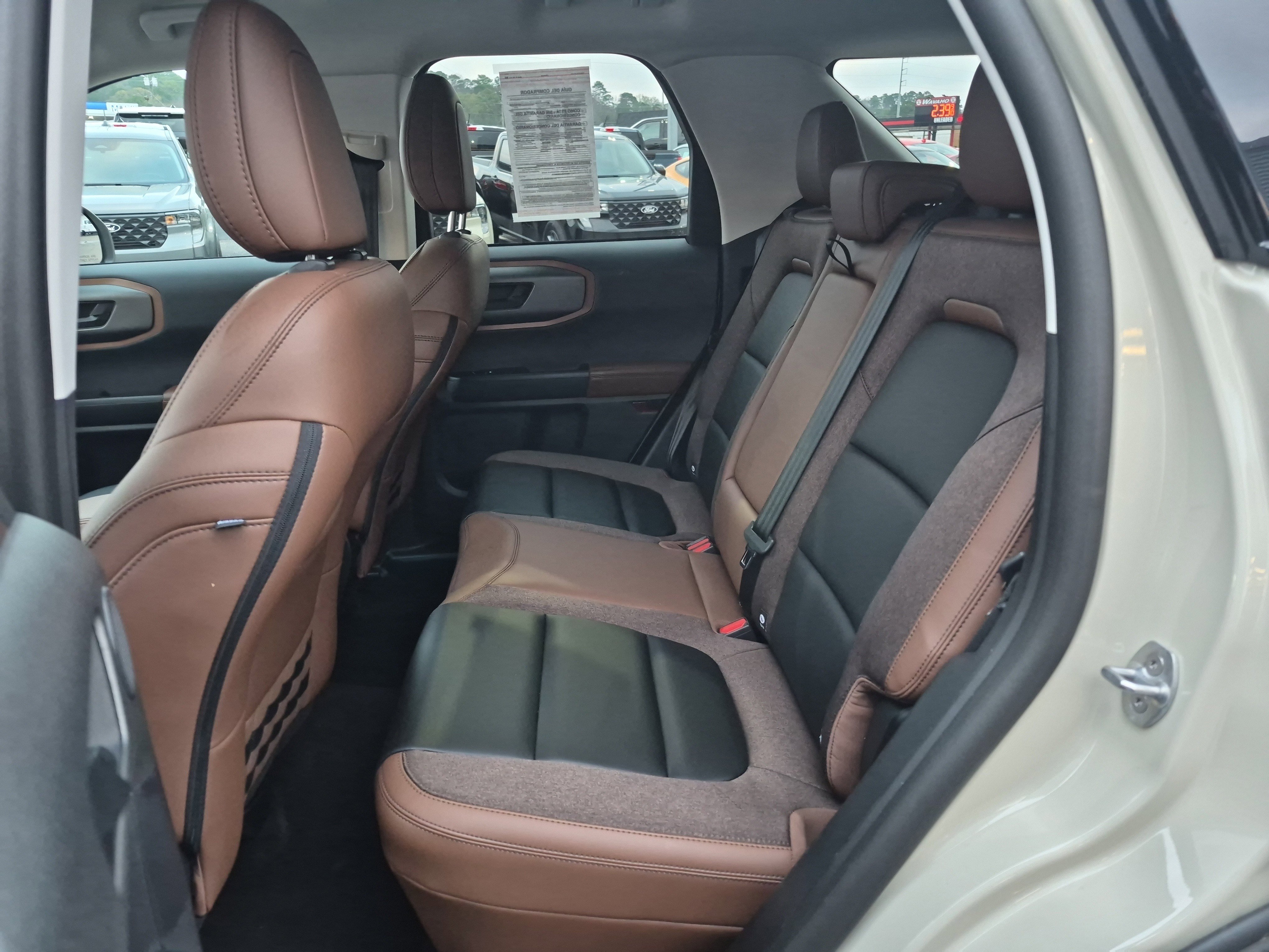 Certified 2025 Ford Bronco Sport Outer Banks w/ Outer Banks Tech Package+ image 15