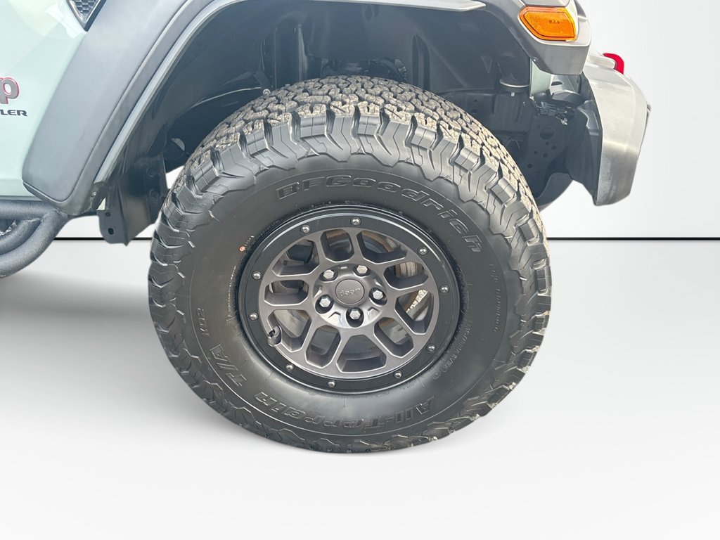 Used 2023 Jeep Wrangler Unlimited Rubicon w/ Xtreme 35 Tire Package AWD/4WD image 12