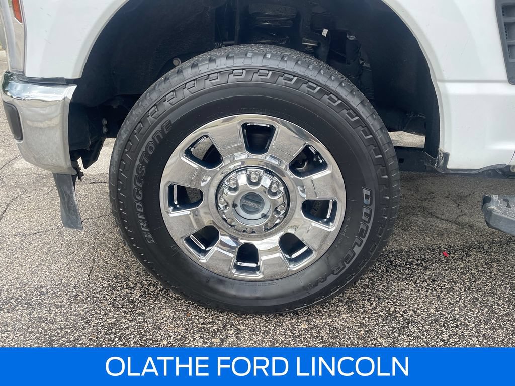 Certified 2024 Ford F350 Lariat w/ Chrome Package AWD/4WD image 29
