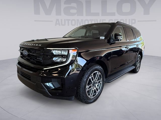 Certified 2025 Ford Expedition Active AWD/4WD image 1