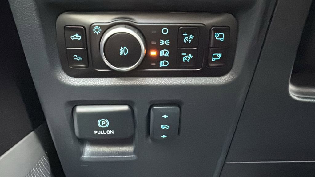 Certified 2025 Ford F150 Raptor w/ Equipment Group 803A Raptor R image 17