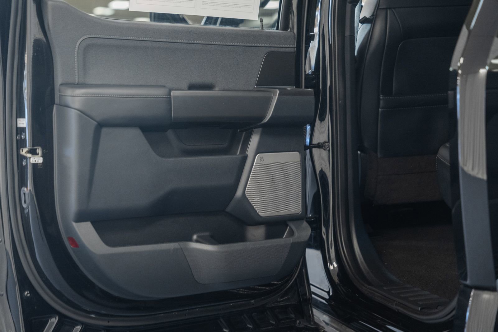 Certified 2022 Ford F150 Lariat w/ Equipment Group 502A High image 44