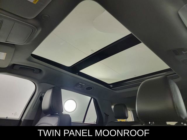 Certified 2023 Ford Explorer XLT w/ Equipment Group 202A image 37