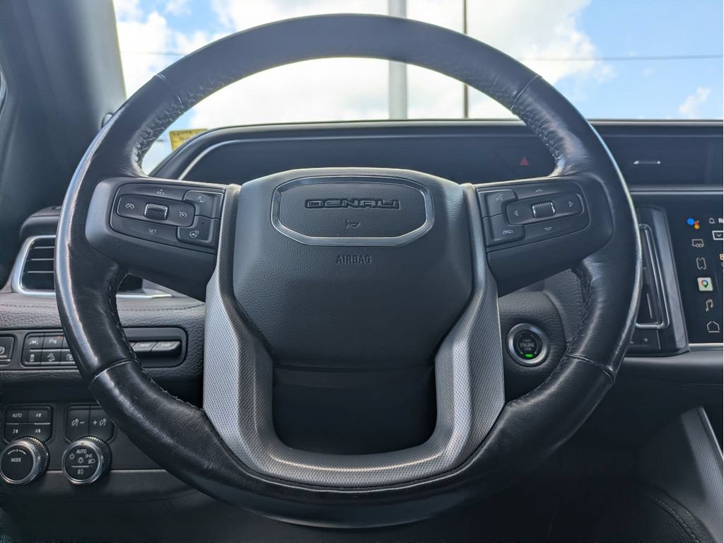 Used 2022 GMC Yukon XL Denali AWD/4WD image 20