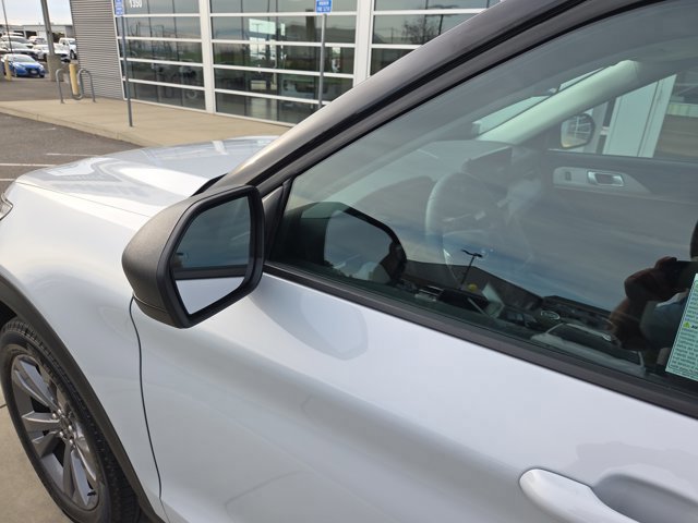 Certified 2025 Ford Explorer Active w/ Active Comfort Package image 10