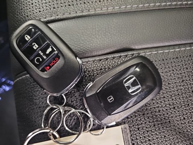 Used 2023 Honda Pilot Elite image 35