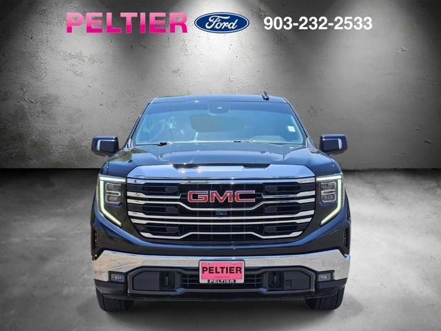 Used 2022 GMC Sierra 1500 SLT AWD/4WD image 2