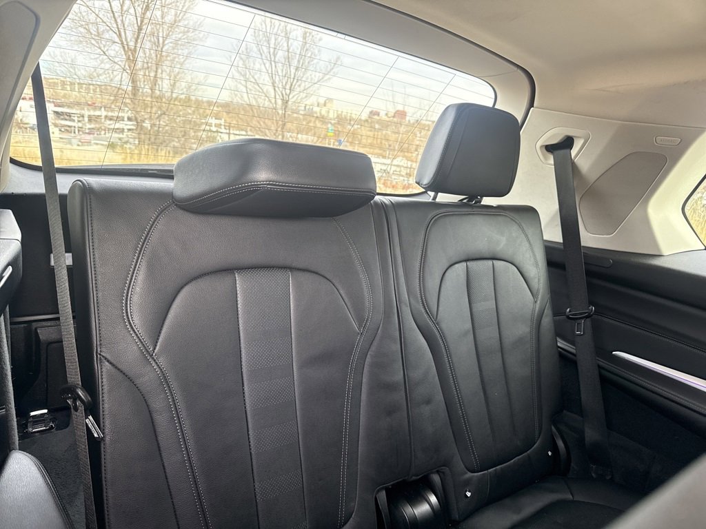 Used 2020 BMW X7 xDrive40i w/ Premium Package image 28