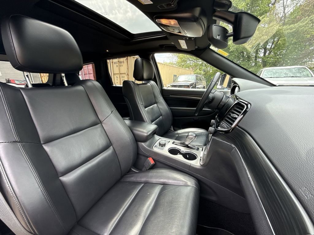 Used 2019 Jeep Grand Cherokee Limited AWD/4WD image 25