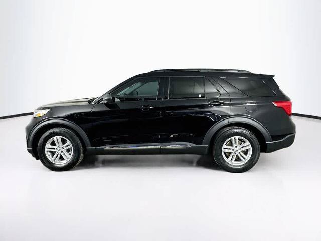 Certified 2023 Ford Explorer XLT RWD image 3