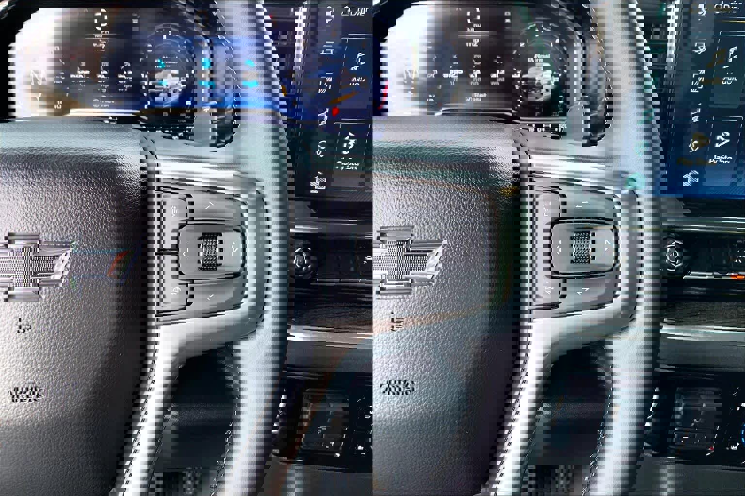 Used 2025 Chevrolet Silverado 1500 LT Trail Boss w/ Convenience Package II image 22