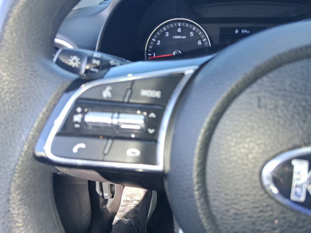 Used 2019 Kia Forte LXS FWD image 17