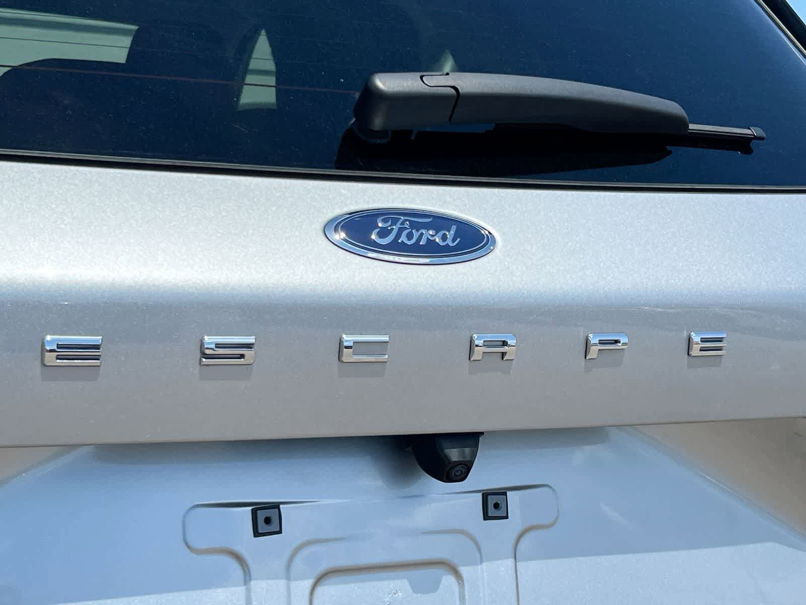 Certified 2023 Ford Escape Active AWD/4WD image 12