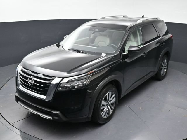 Used 2025 Nissan Pathfinder SL FWD image 23