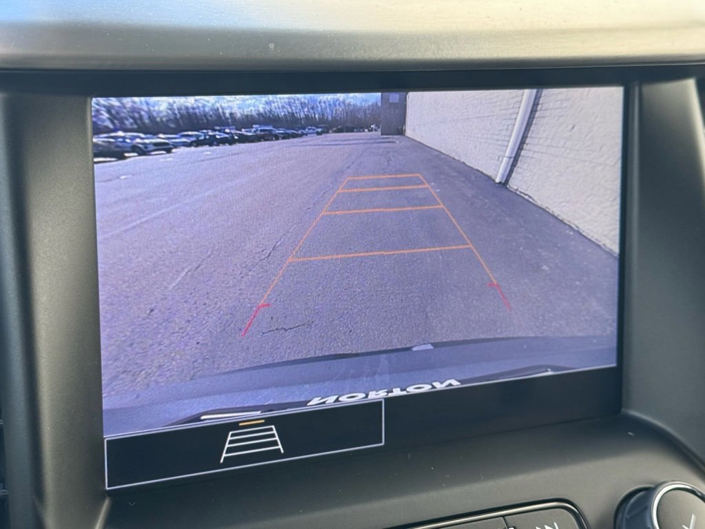 Used 2023 GMC Acadia SLE w/ Driver Convenience Package image 35