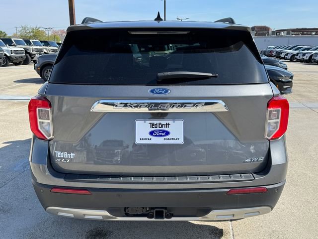 Certified 2023 Ford Explorer XLT w/ Equipment Group 202A AWD/4WD image 4