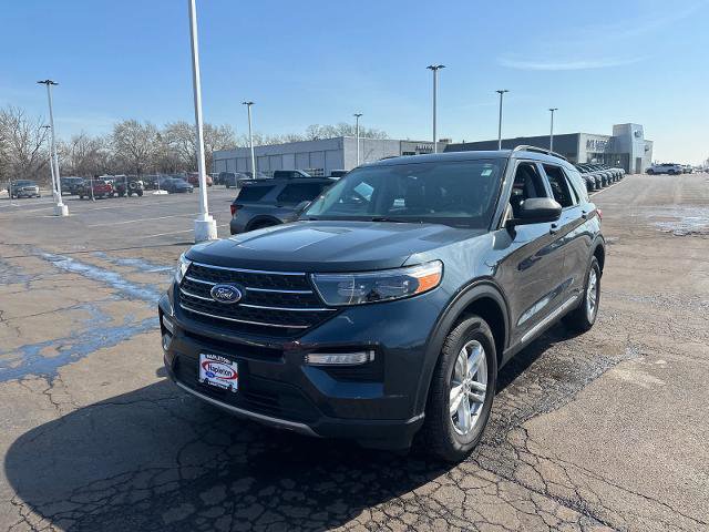Certified 2023 Ford Explorer XLT w/ Equipment Group 202A image 4
