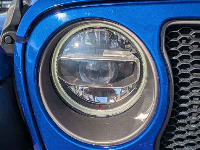 Used 2020 Jeep Wrangler Unlimited Rubicon AWD/4WD image 10