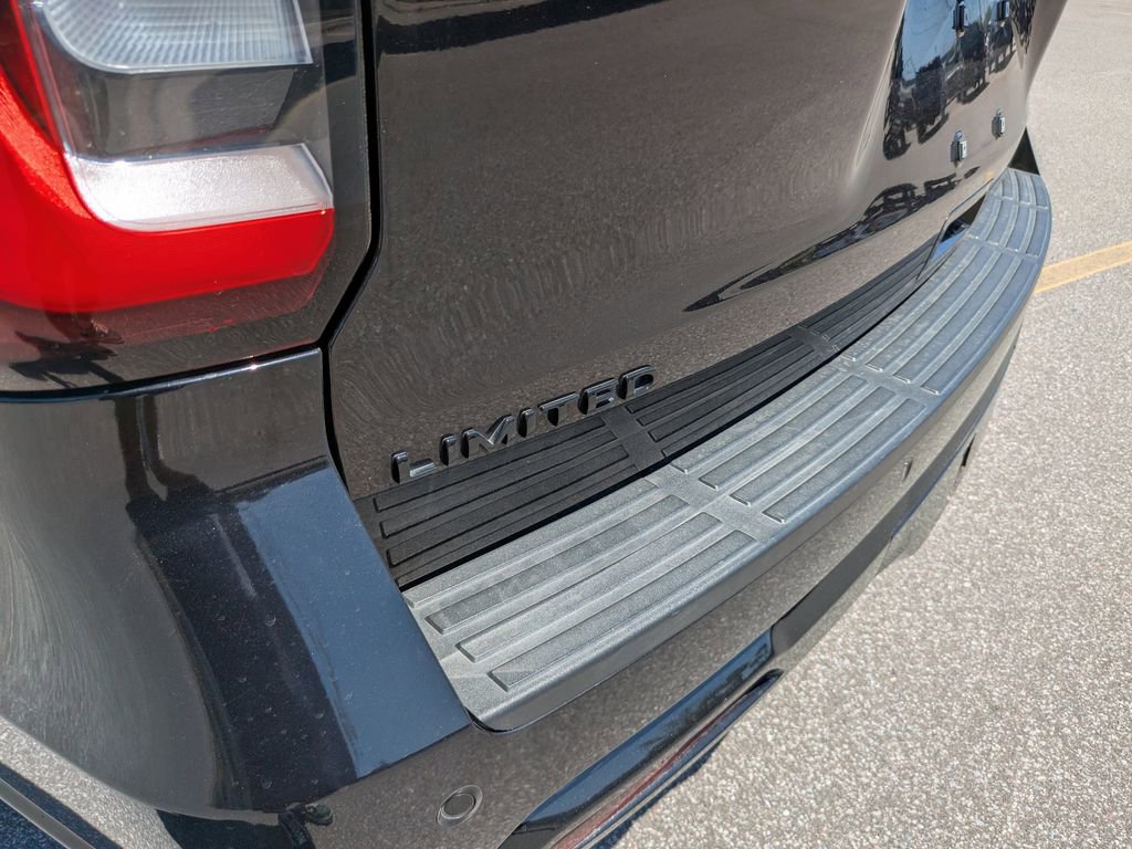 Certified 2023 Ford Expedition Max Limited RWD image 12