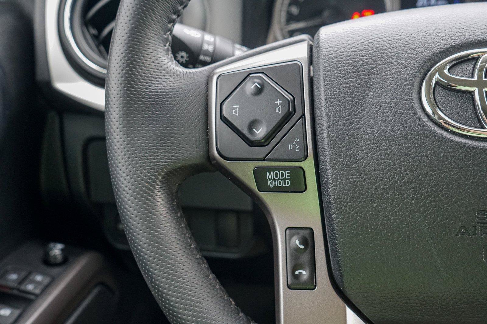 Used 2023 Toyota Tacoma SR5 RWD image 17