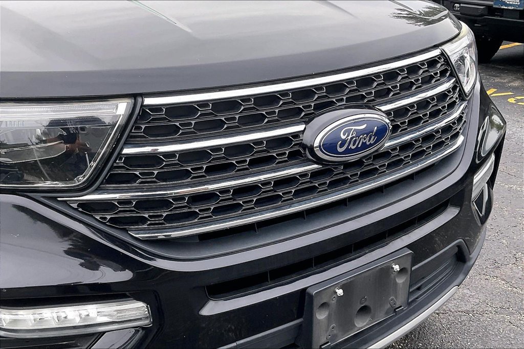 Certified 2020 Ford Explorer XLT w/ Equipment Group 202A AWD/4WD image 31