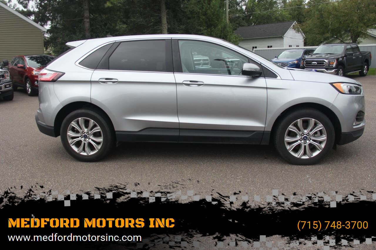 Certified 2022 Ford Edge Titanium image 3