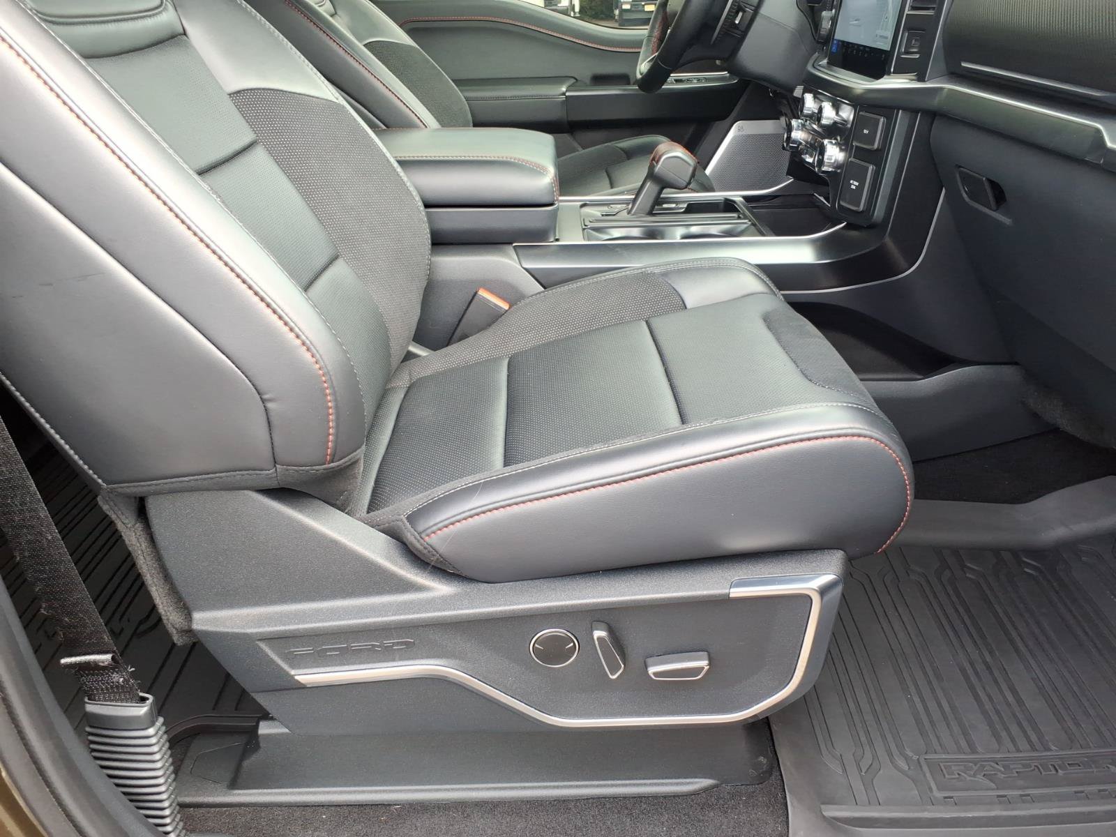 Certified 2025 Ford F150 Raptor AWD/4WD image 8