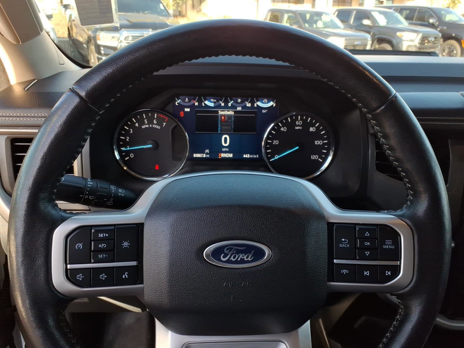 Certified 2024 Ford Expedition XLT image 18