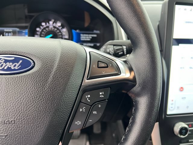 Certified 2024 Ford Edge SEL w/ Convenience Package AWD/4WD image 17