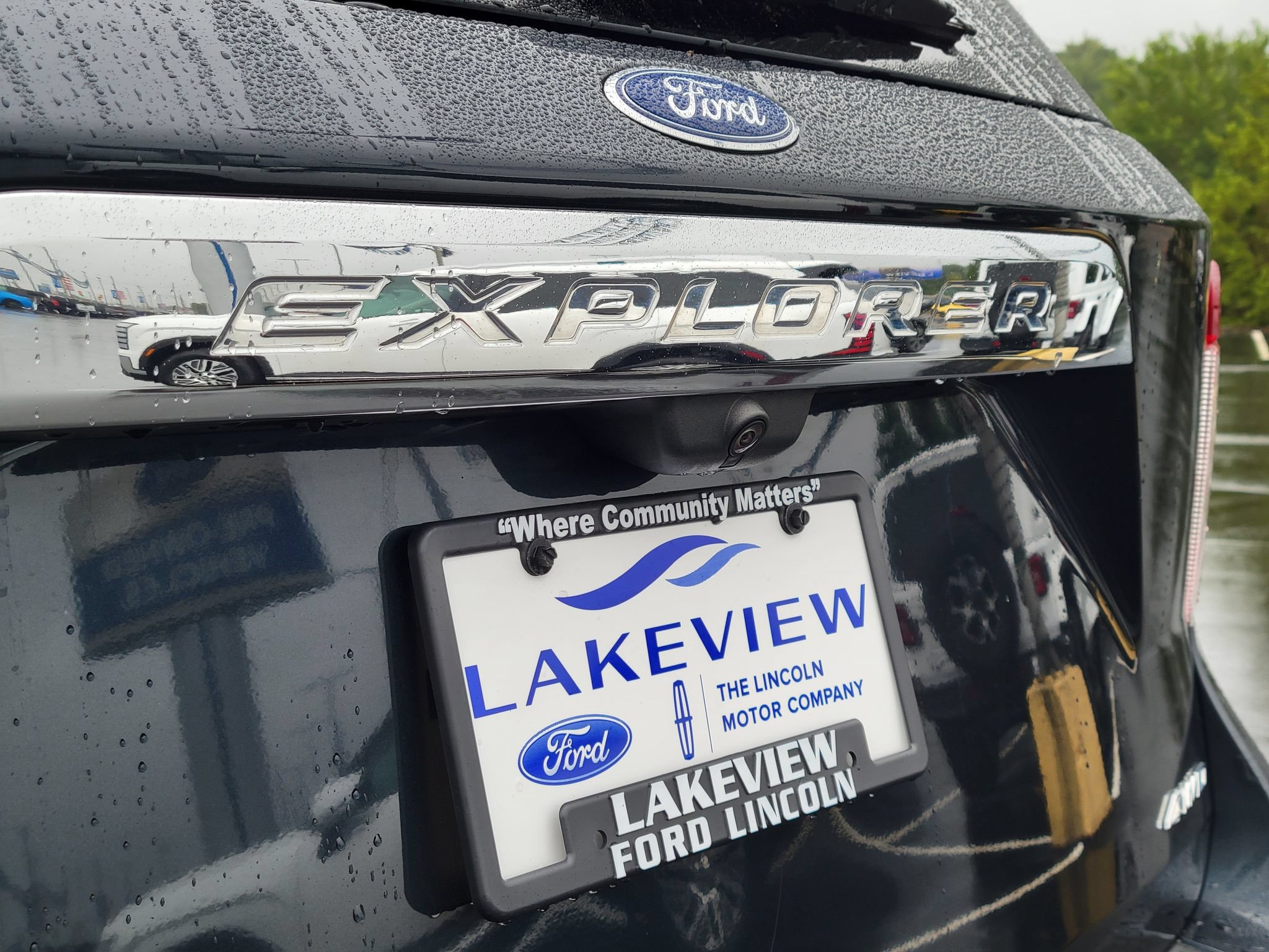 Certified 2024 Ford Explorer XLT w/ Equipment Group 202A AWD/4WD image 30
